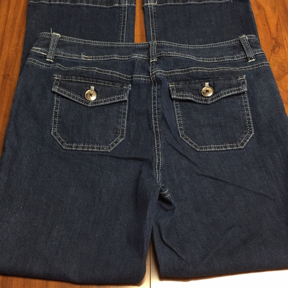 Jones NY Sport - Picture 3 of 3